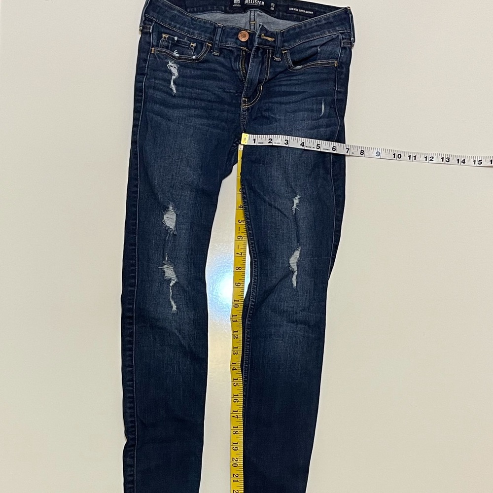 Hollister women’s skinny jeans distressed front waist 23 length 28